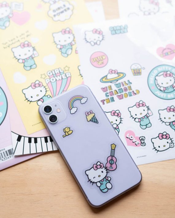 gadget-decals-hello-kitty-2